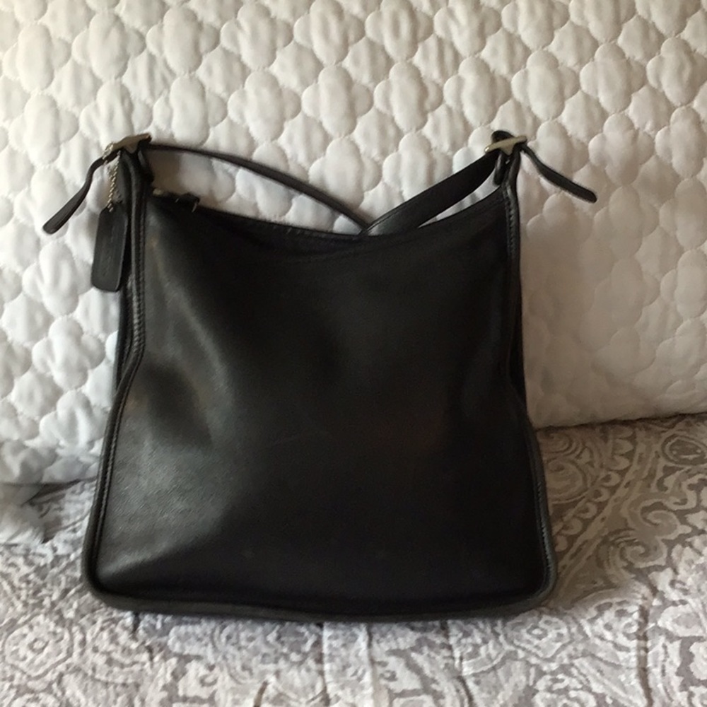 Coach Black Leather Shoulder Bag (used)
